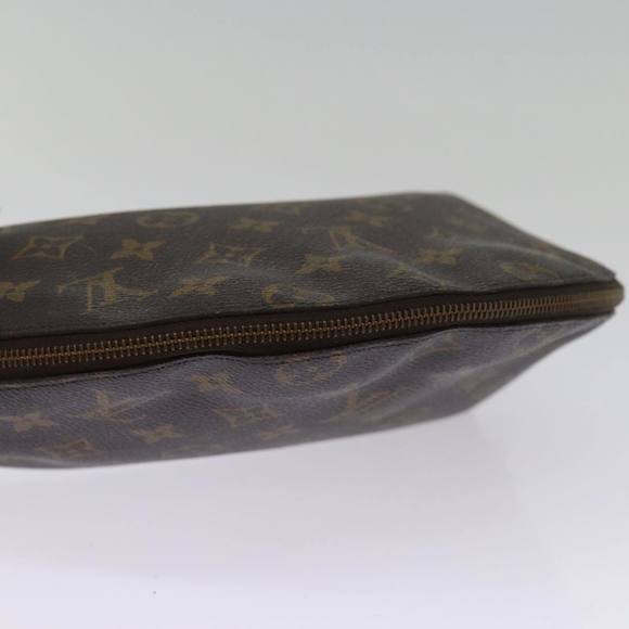 LOUIS VUITTON Monogram Trousse Demi Ronde Cosmetic Pouch M47520 LV Auth 76931 - Picture 5 of 16